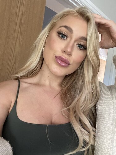 EhPlJGnWkAItuFv.jpg_small