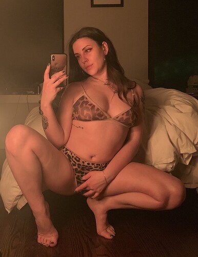 Nude (129)