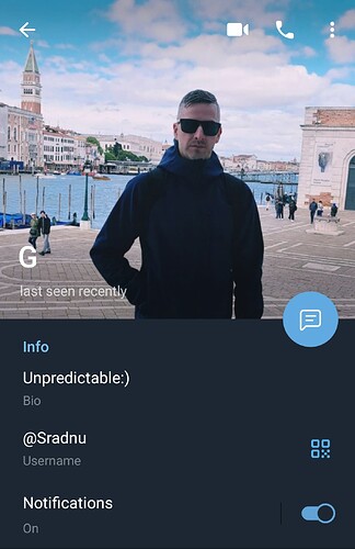 1000832945