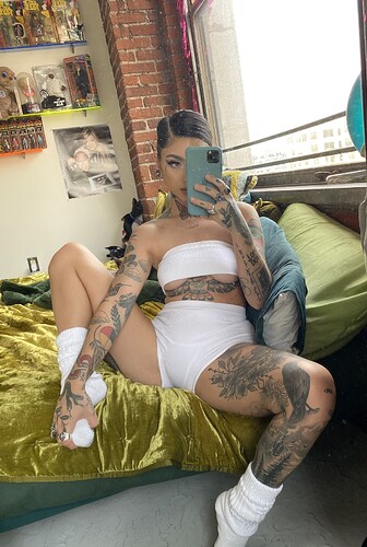 taylorwhitetv @onlyfansisfree on tg 602