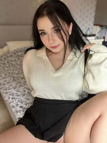 1000077673