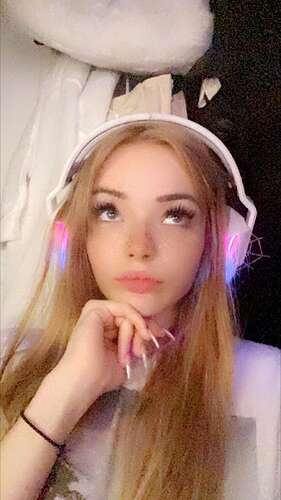 Snapchat-2069998887
