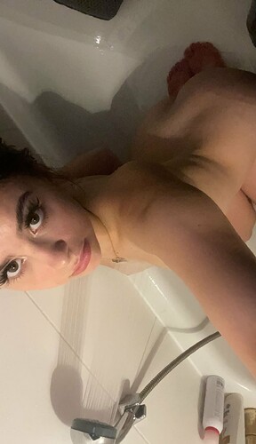 1000085038