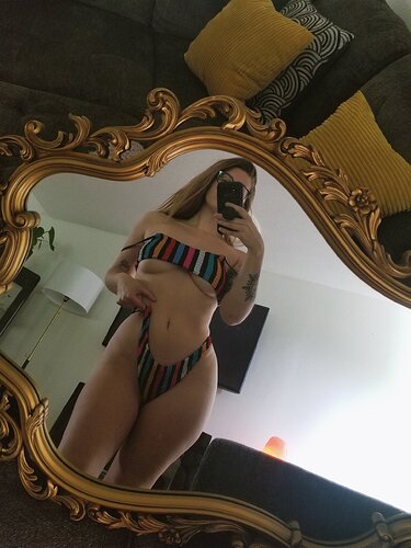 1000015098