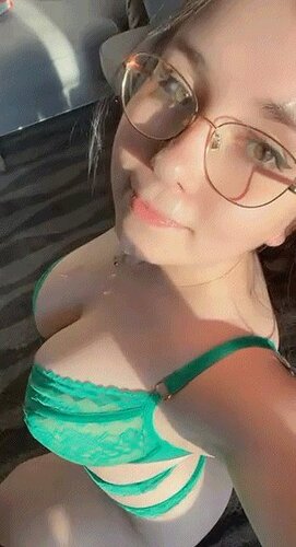 Fm7W_23WQAIc8cX.jpg_small