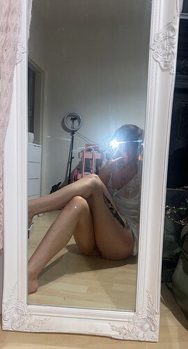 Nude (40)