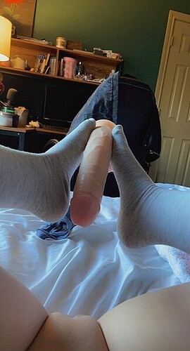 31828