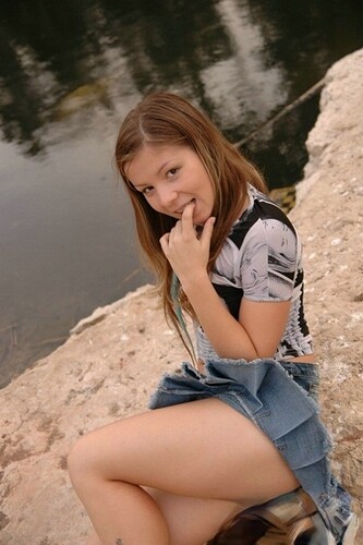 15597903_002_029d