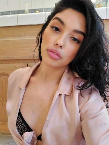 Snapchat-2139558837