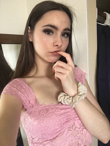 Julie (76)