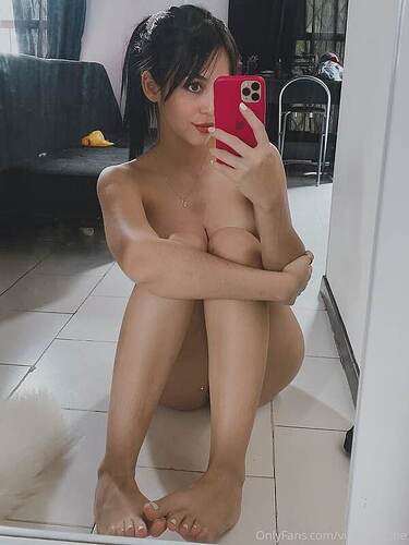 1000022899