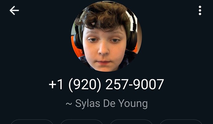 1000979084