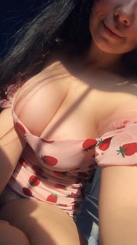 breasts-i-dont-need-bra-1beSSf