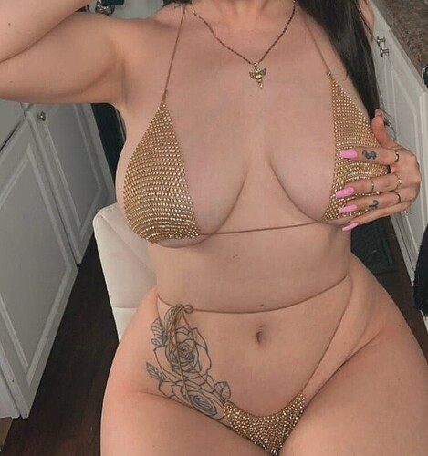 1000043893