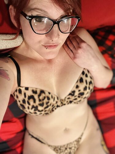 clothing-like-my-new-bra-and-panty-set-Wm0z0Z