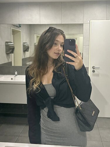 Dani Lee