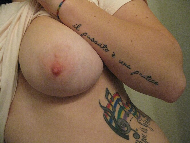 Shaved-Raven-Haired-Amateur-Mia-J-14