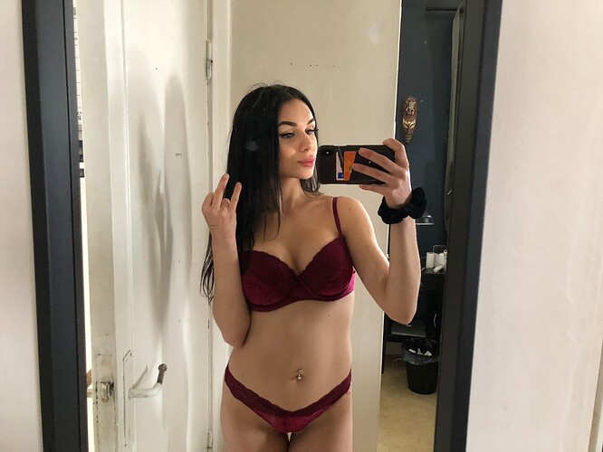 middlefinger and pinky