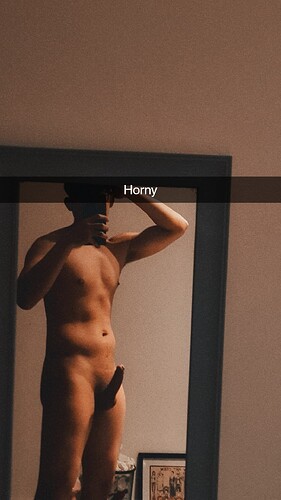 Snapchat-369117712