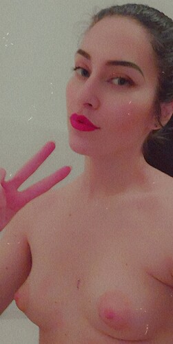 Snapchat-1826926956