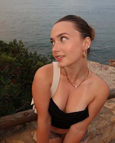 @DaniLee2023 18 (27)