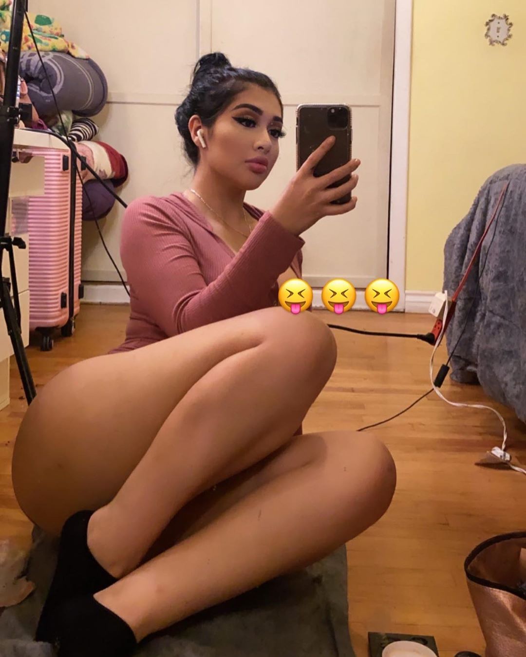 lilianaheartsss_20200223_190645_0