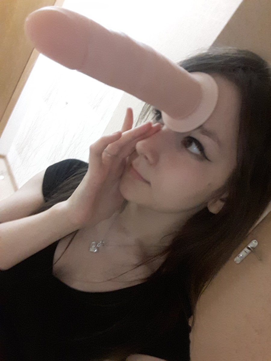 Db0WteAXcAAX20_