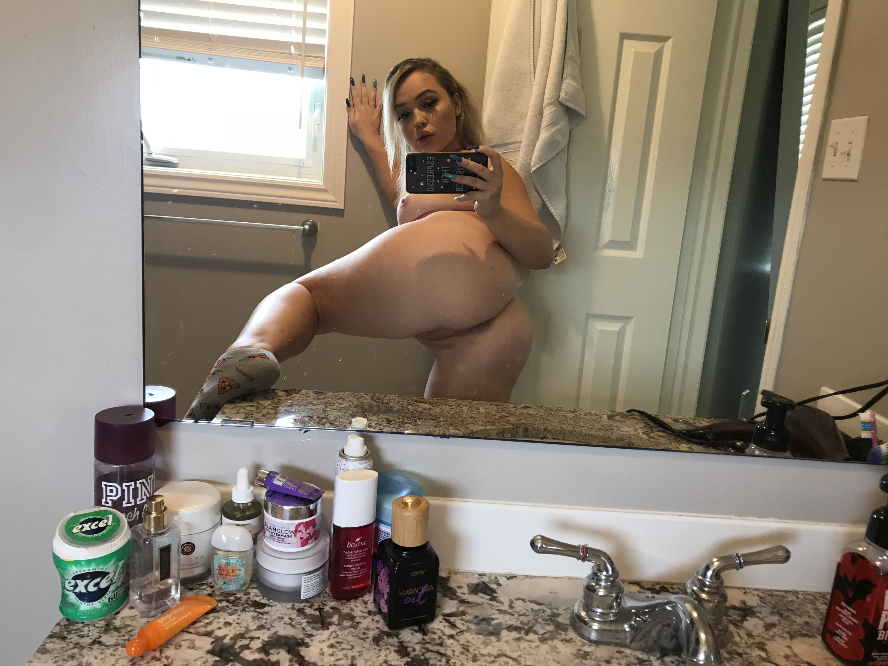 1 (19)