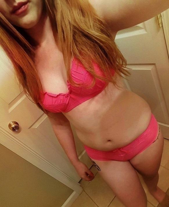 pic-7-feeling-a-little-naughty-today-i-dont-usually-post-my-facebut-what-the-hell-d-844961%20(1)
