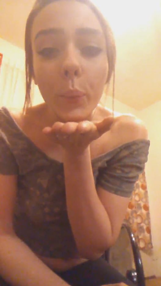 blowkiss1