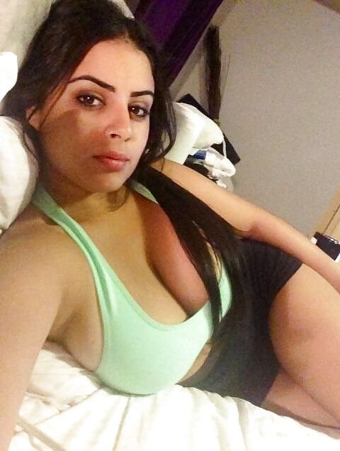 busty