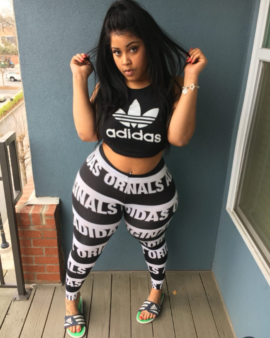 ihateghettobarbie_19120813_110369542906237_3846870849747419136_n