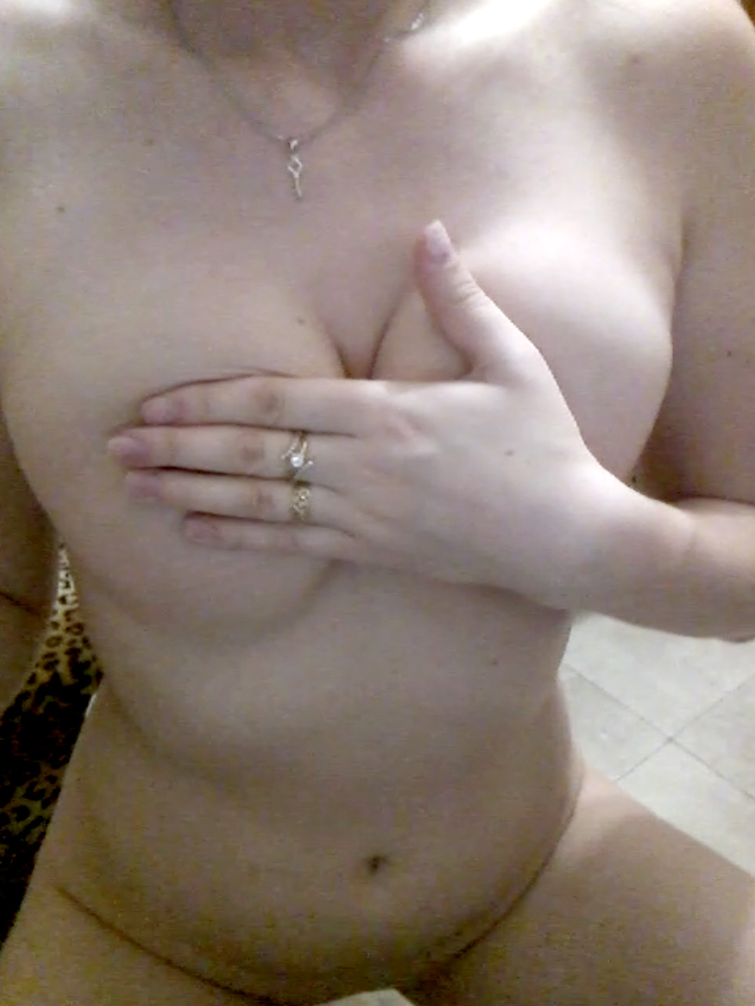 D boobs-cover (2)