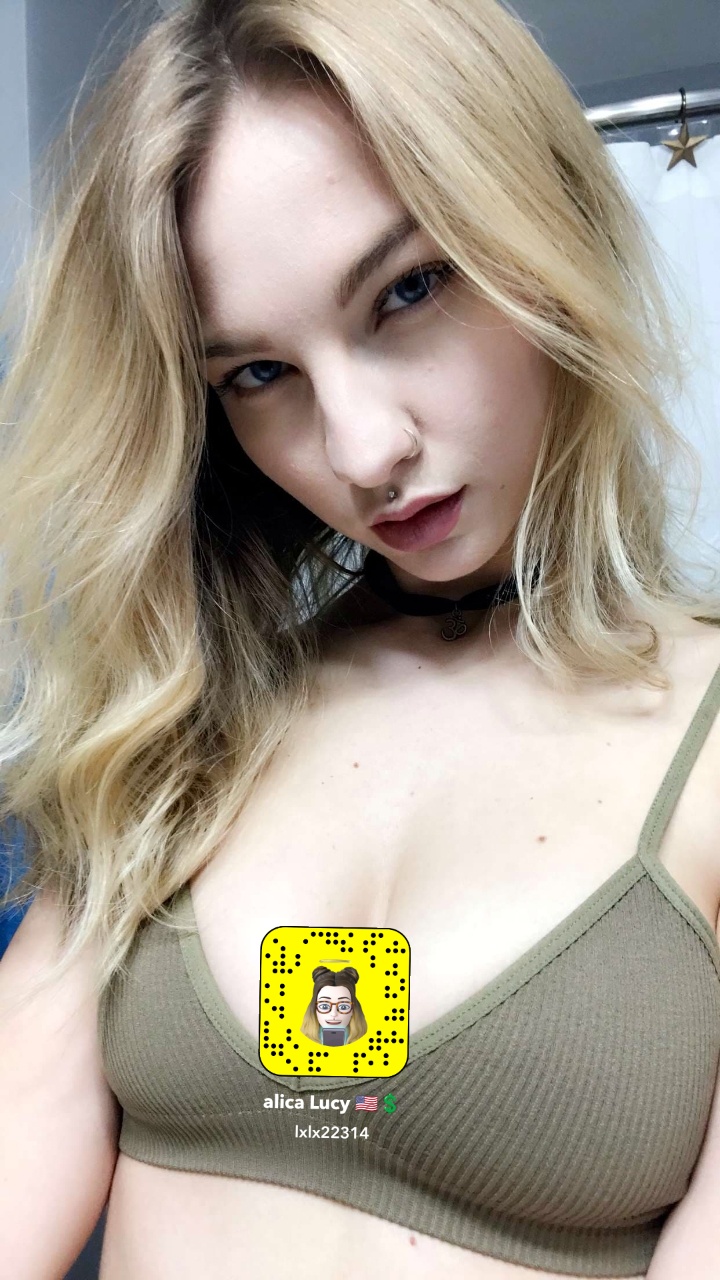 Snapchat-670145009