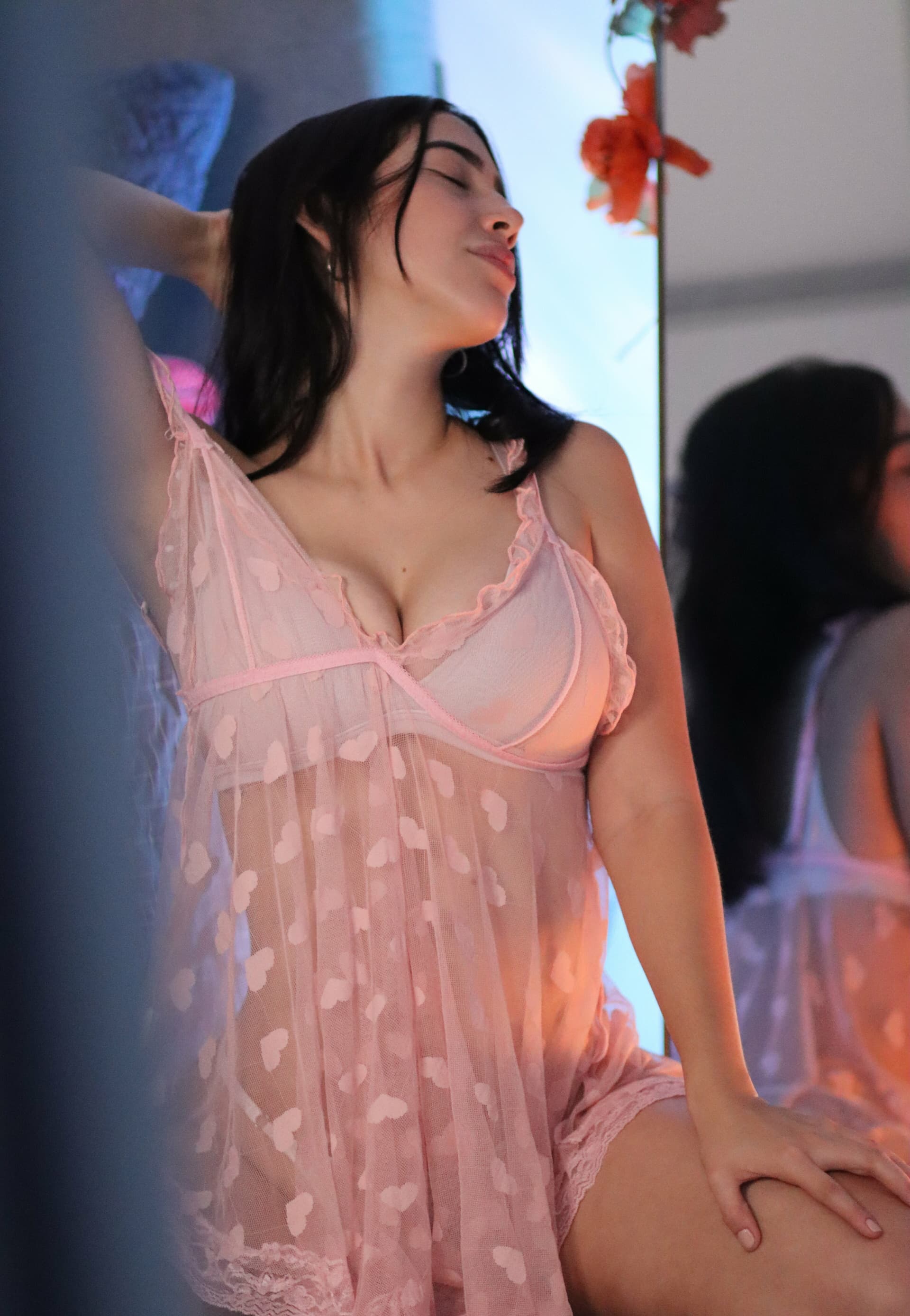 345x500