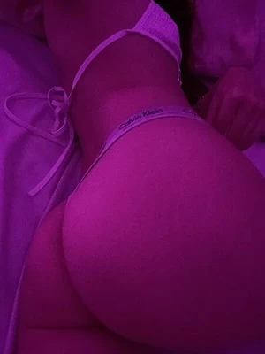 1000064748